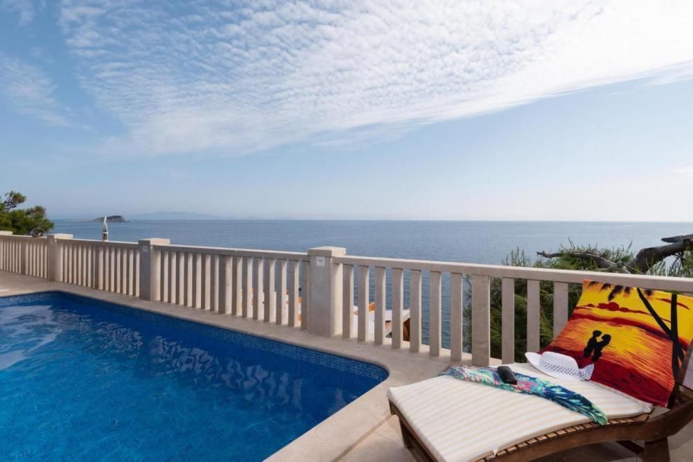 Villa on Korcula island, Croatia, 330 m² - picture 14