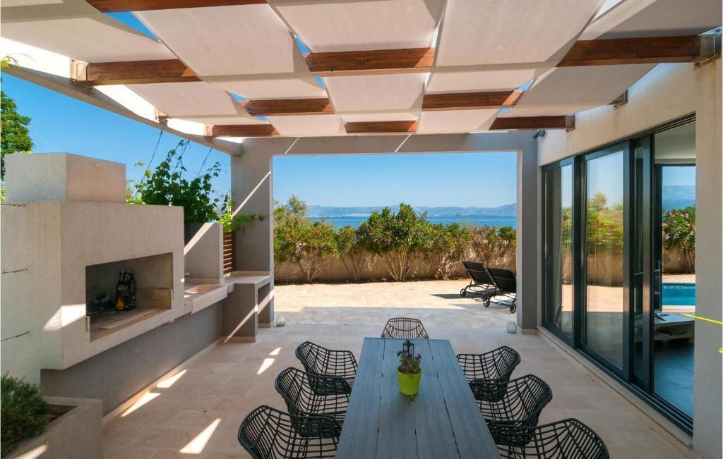 Villa on Brac, Croatia, 109 m² - picture 14