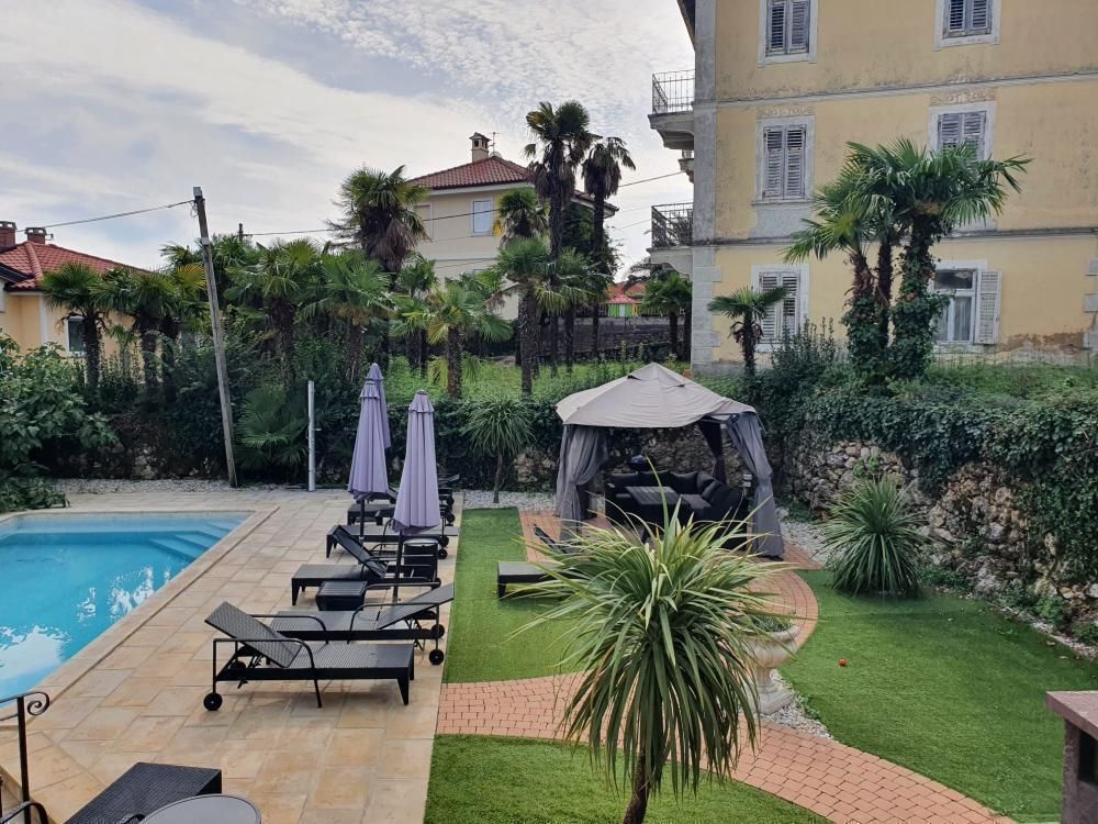 Villa en Lovran, Croacia, 600 m² - imagen 15