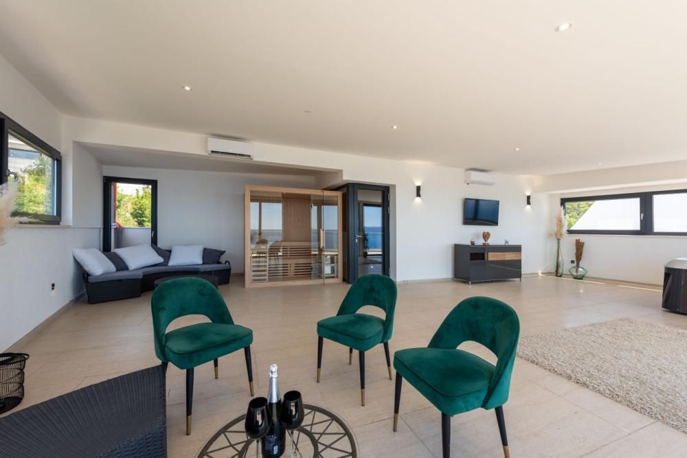 Villa à Crikvenica, Croatie, 300 m² - image 15