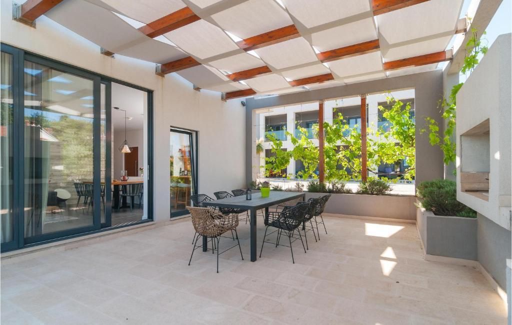 Villa on Brac, Croatia, 109 m² - picture 15