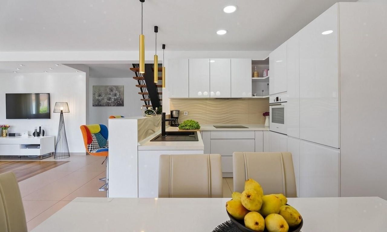 Villa in Omis, Kroatien, 220 m² - Foto 15