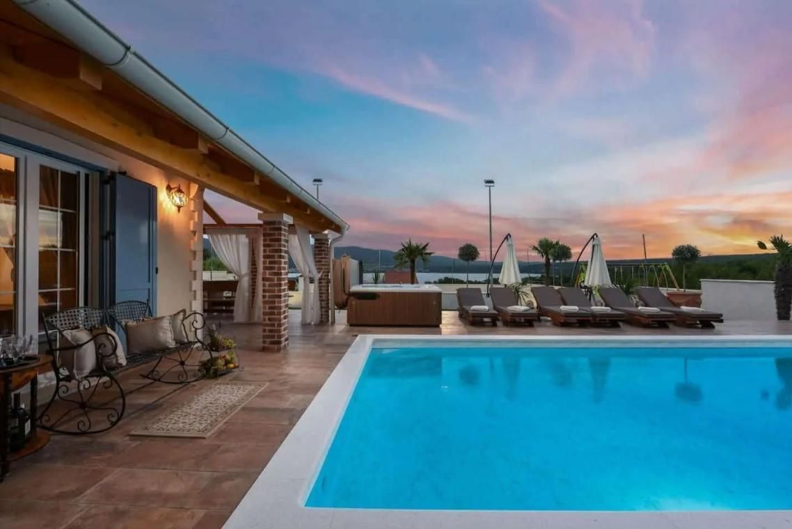 Villa à Zadar, Croatie, 180 m² - image 15