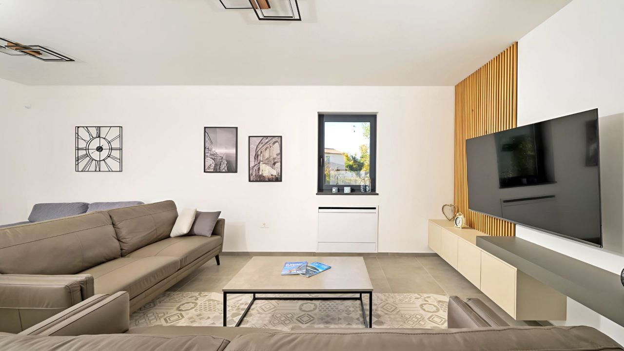 Villa in Svetvincenat, Croatia, 200 m² - picture 15