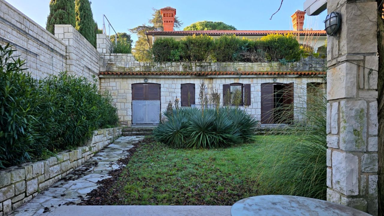 Villa in Umag, Croatia, 300 m² - picture 15