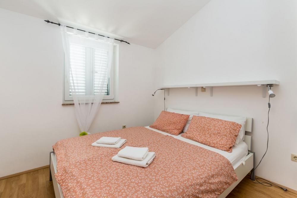 Villa on Krk, Croatia, 200 m² - picture 16