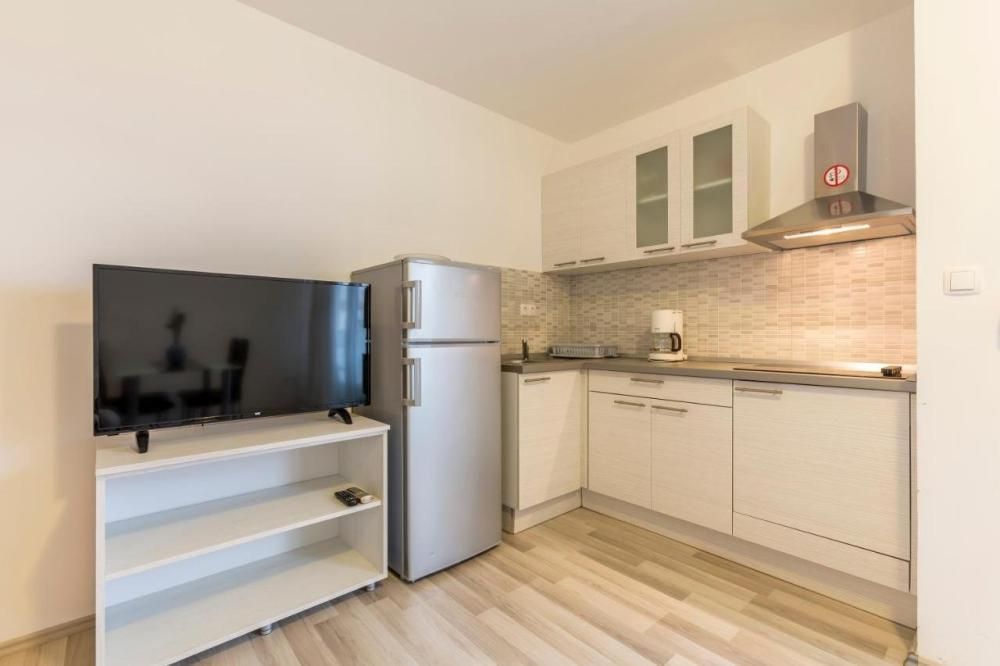 Hotel en Podstrana, Croacia, 468 m² - imagen 16