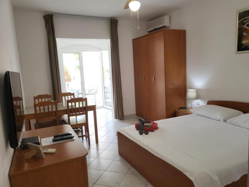 Hotel in Baska Voda, Croatia, 1 093 m² - picture 16