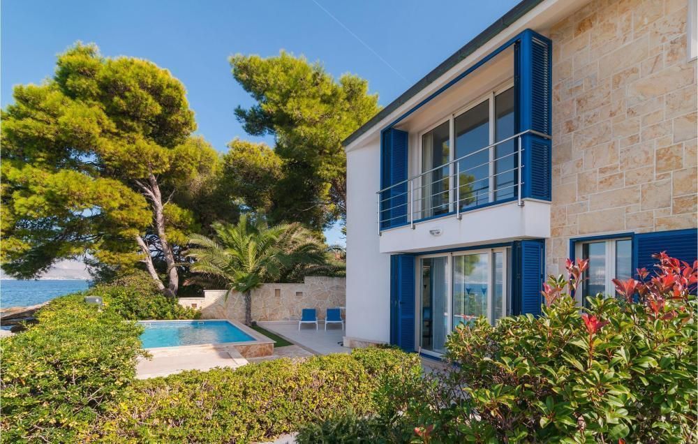 Villa Supetar, Croatie, 230 m² - image 16