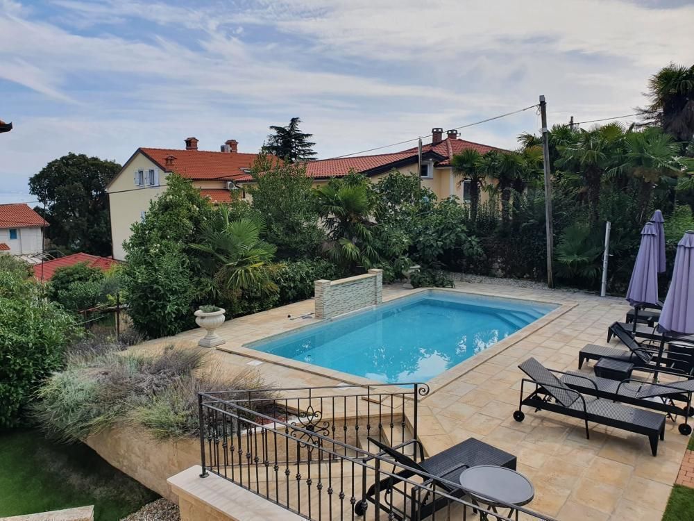 Villa en Lovran, Croacia, 600 m² - imagen 17