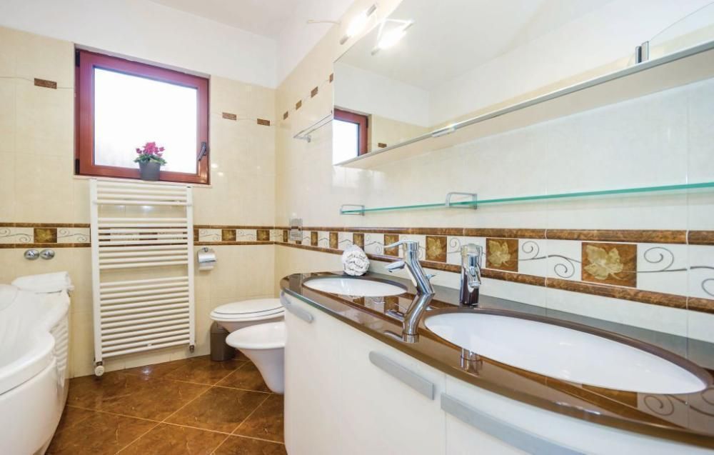 Villa in Rijeka, Kroatien, 300 m² - Foto 17