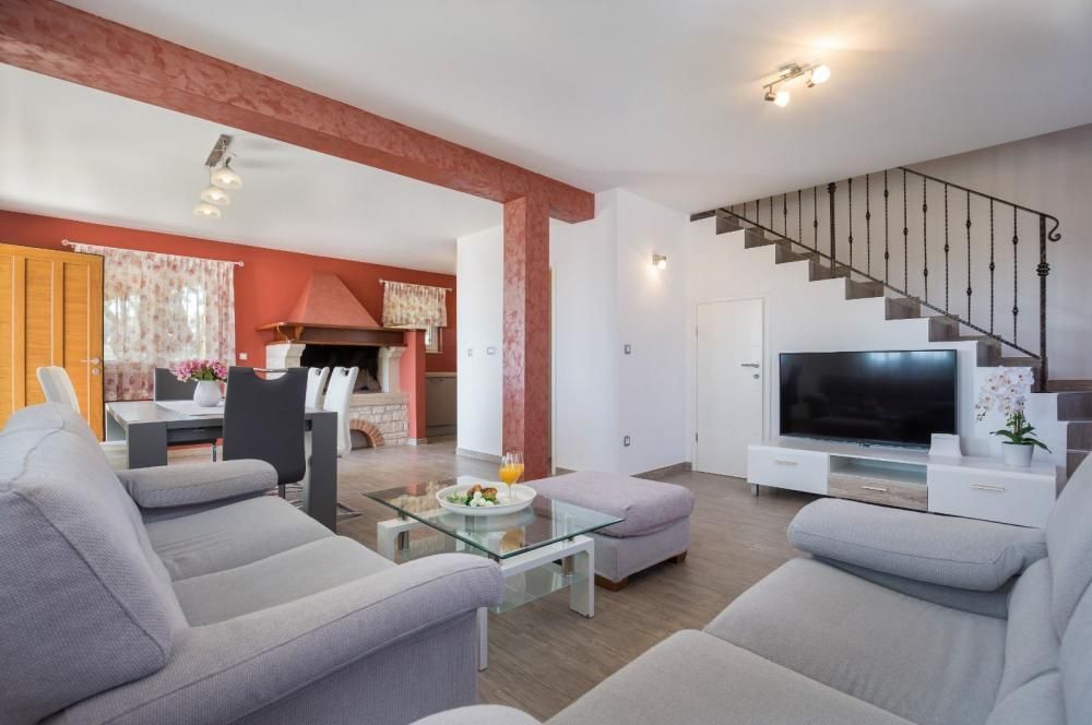 Villa à Fažana, Croatie, 180 m² - image 17