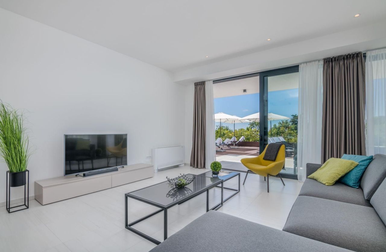 Villa en Opatija, Croacia, 269 m² - imagen 17