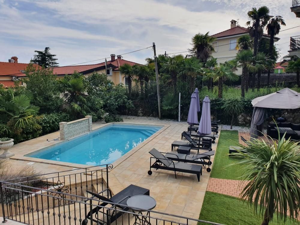 Villa en Lovran, Croacia, 600 m² - imagen 18