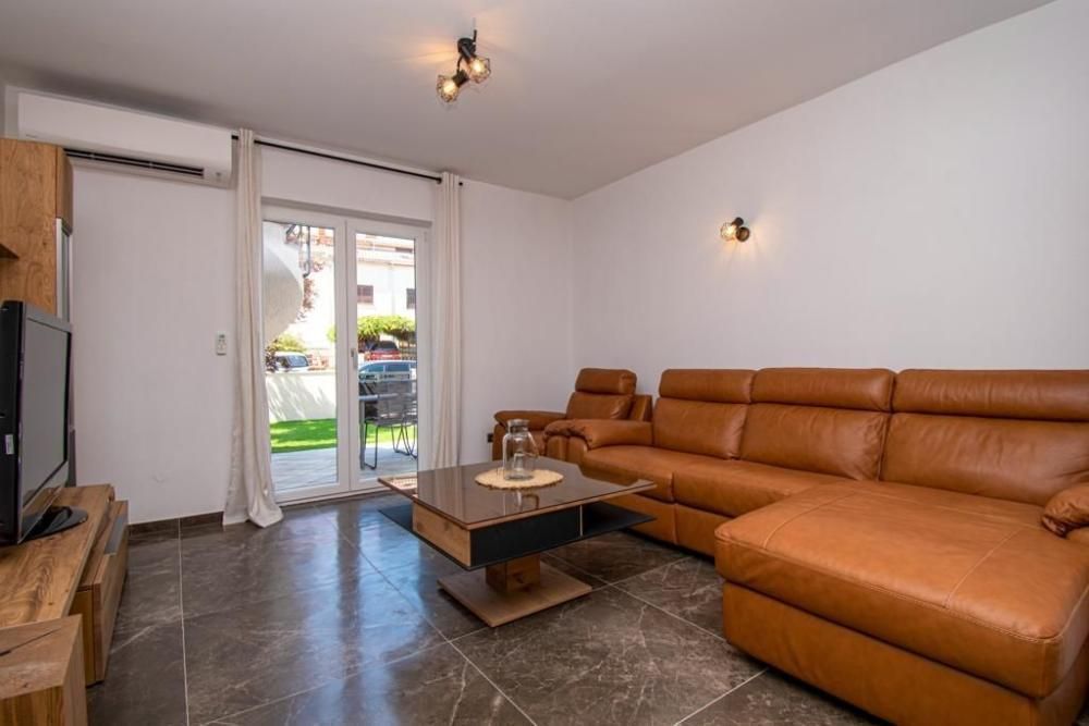 Hotel in Medulin, Croatia, 235 m² - picture 18