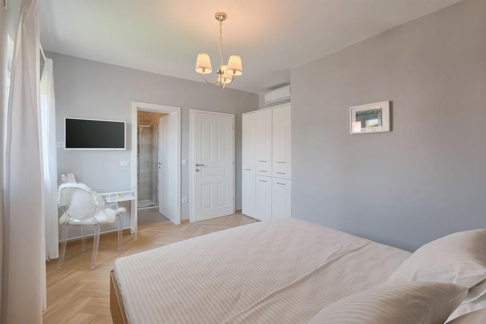 Villa a Pola, Croazia, 180 m² - foto 18