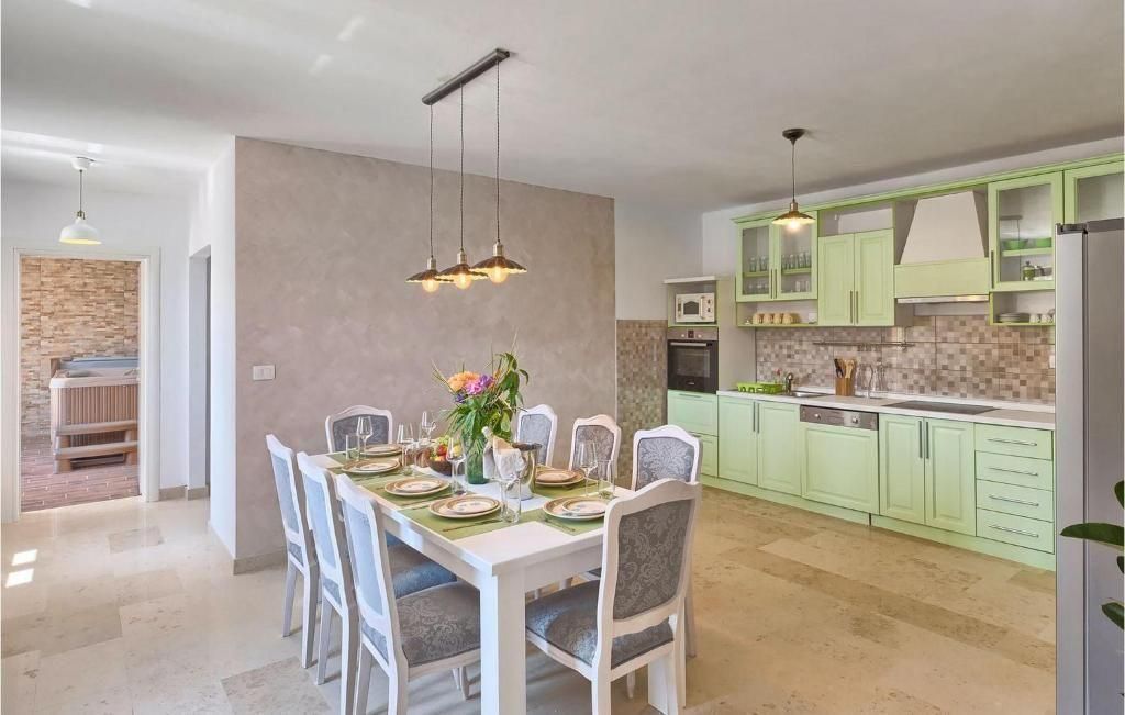 Villa Mošćenička Draga, Croacia, 240 m² - imagen 18