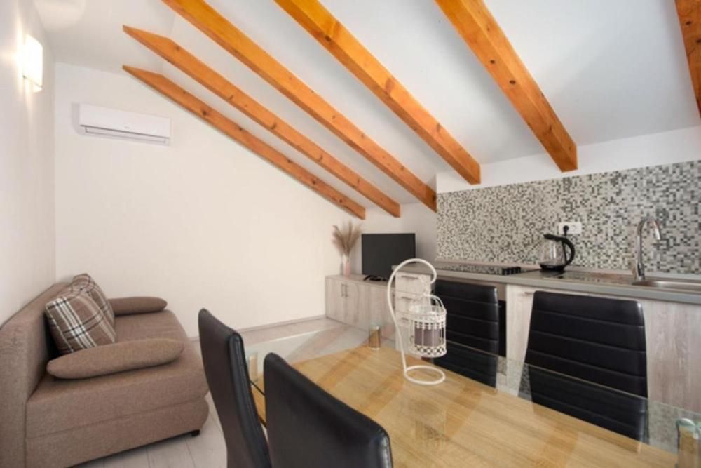 Hotel en Podstrana, Croacia, 468 m² - imagen 19