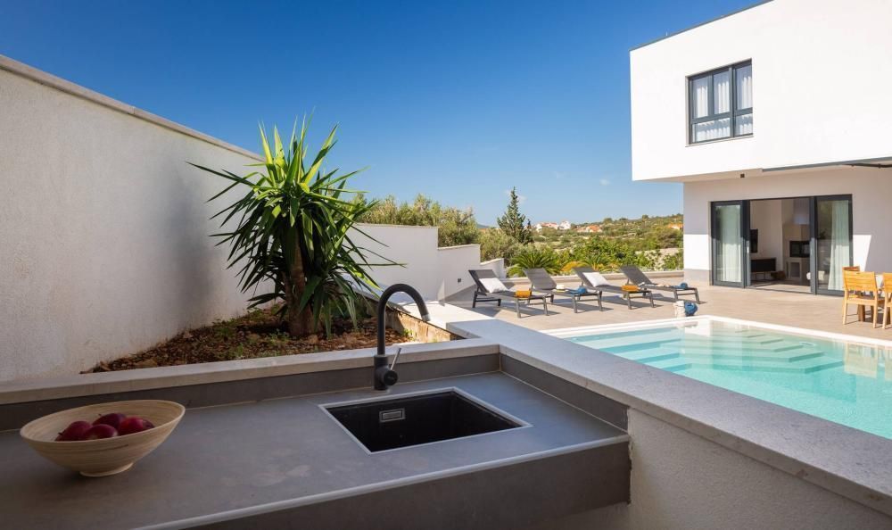 Villa Milna, Croatia, 400 m² - picture 19