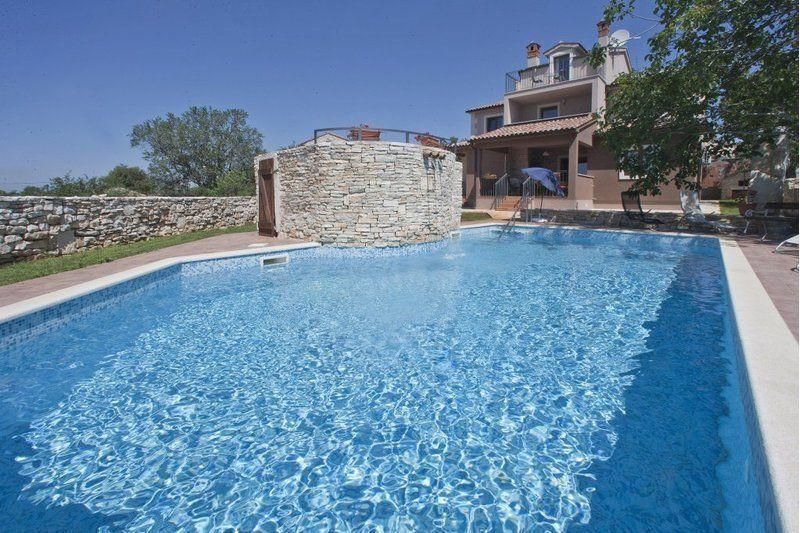 Villa in Svetvincenat, Croatia, 240 m² - picture 19