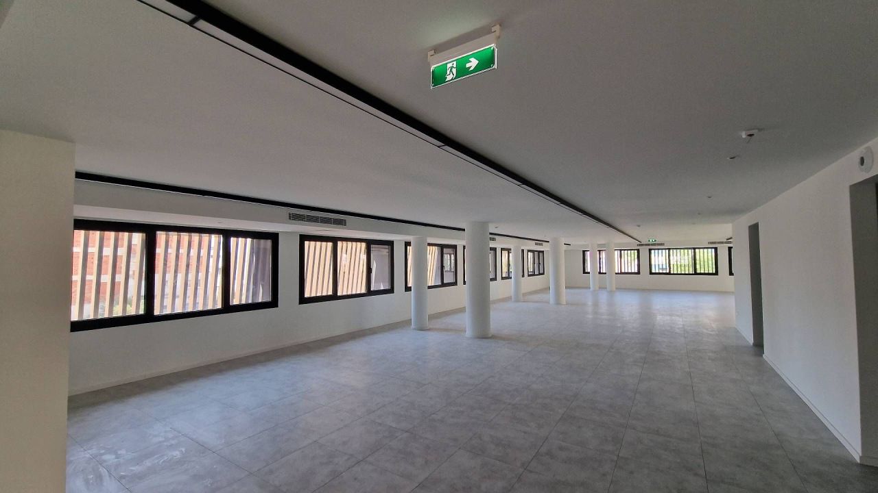 Ufficio a Limassol, Cipro, 600 m² - foto 3
