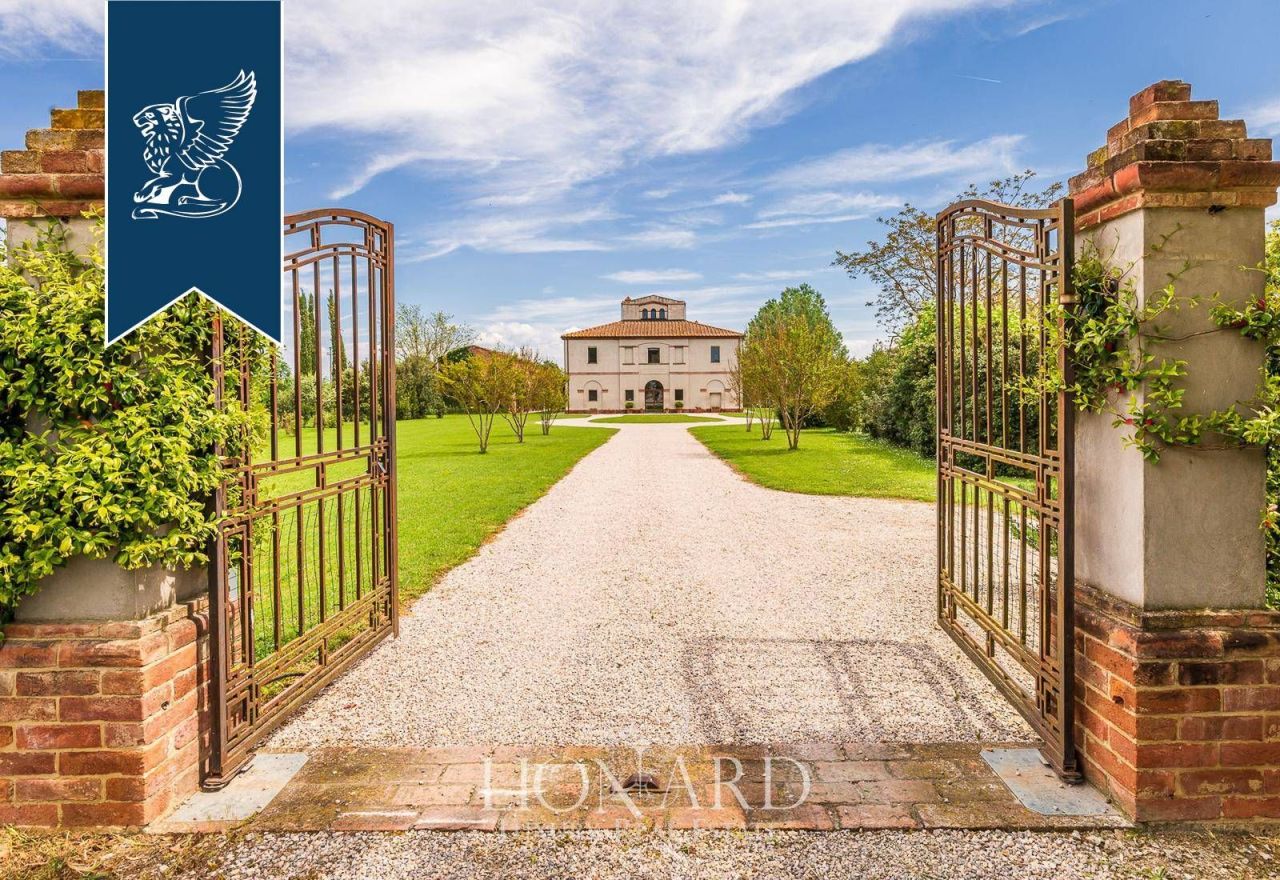 Villa en Montepulciano, Italia, 1 000 m² - imagen 4