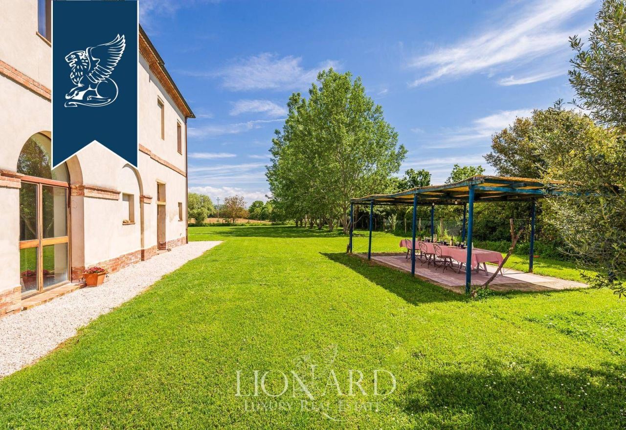 Villa en Montepulciano, Italia, 1 000 m² - imagen 8