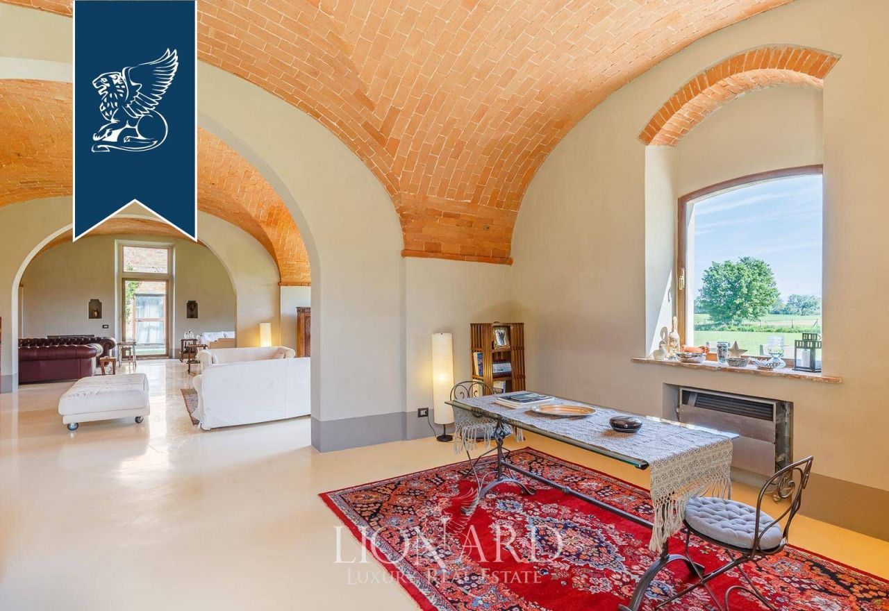 Villa en Montepulciano, Italia, 1 000 m² - imagen 16
