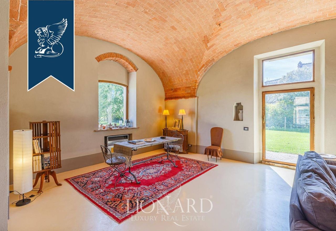 Villa en Montepulciano, Italia, 1 000 m² - imagen 17