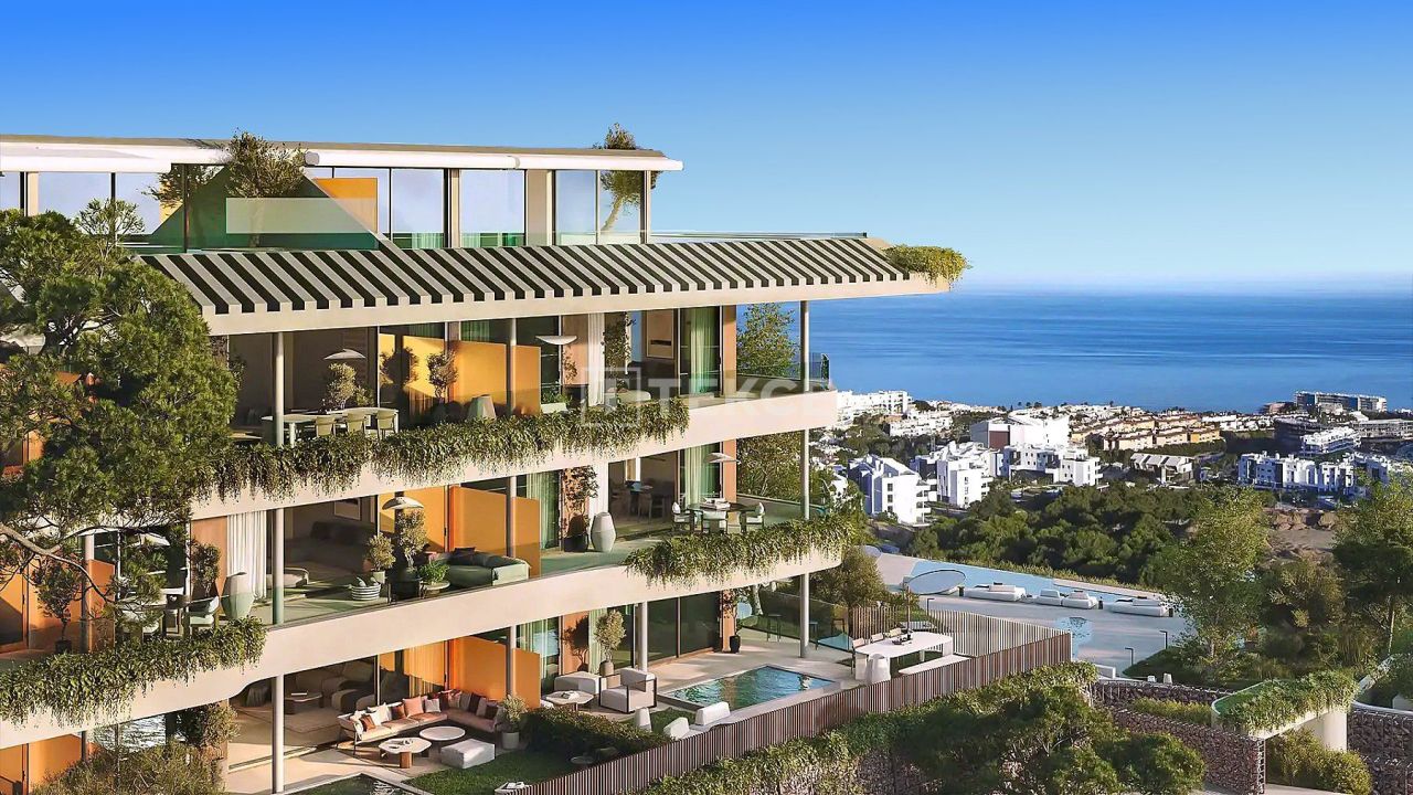 Apartment in Fuengirola, Spain, 89 m² - picture 1