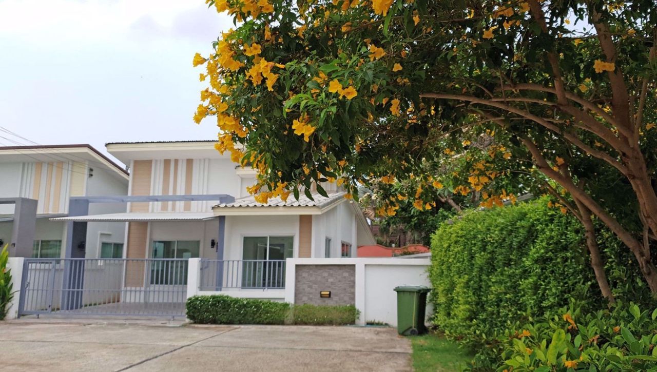 Villa à Pattaya, Thaïlande, 114.05 m² - image 1