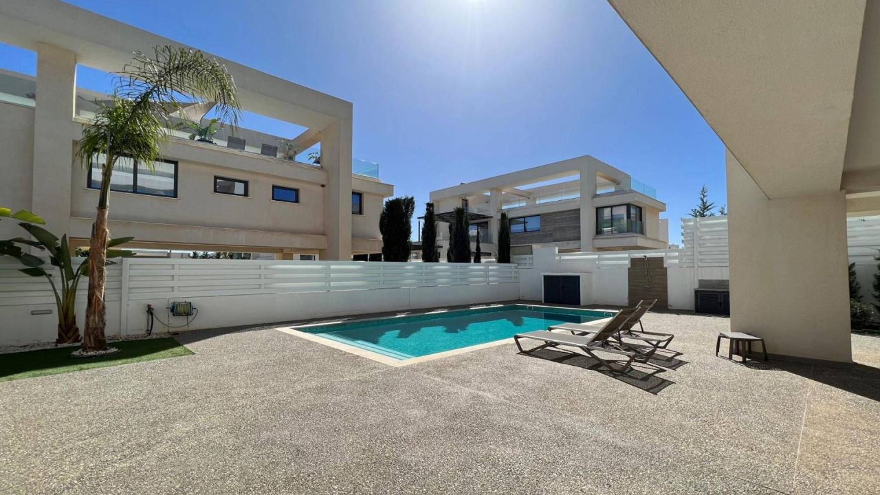 Maison à Protaras, Chypre, 200 m² - image 3