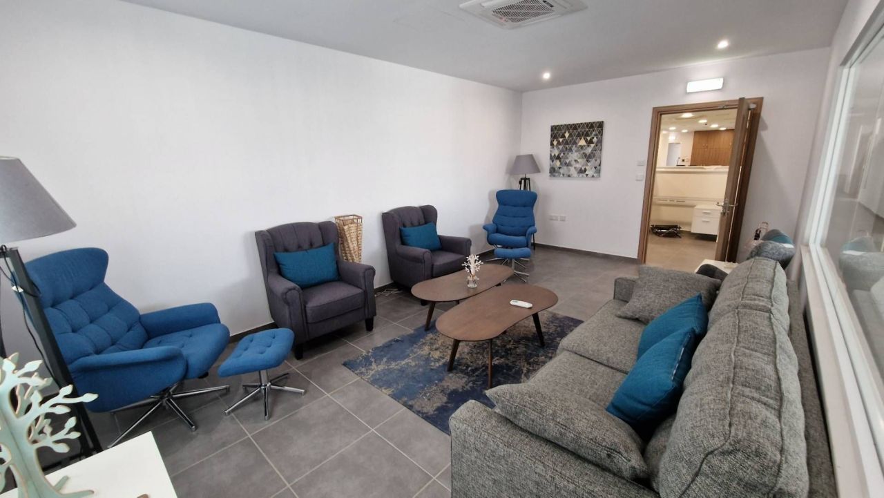 Büro in Larnaka, Zypern, 410 m² - Foto 4