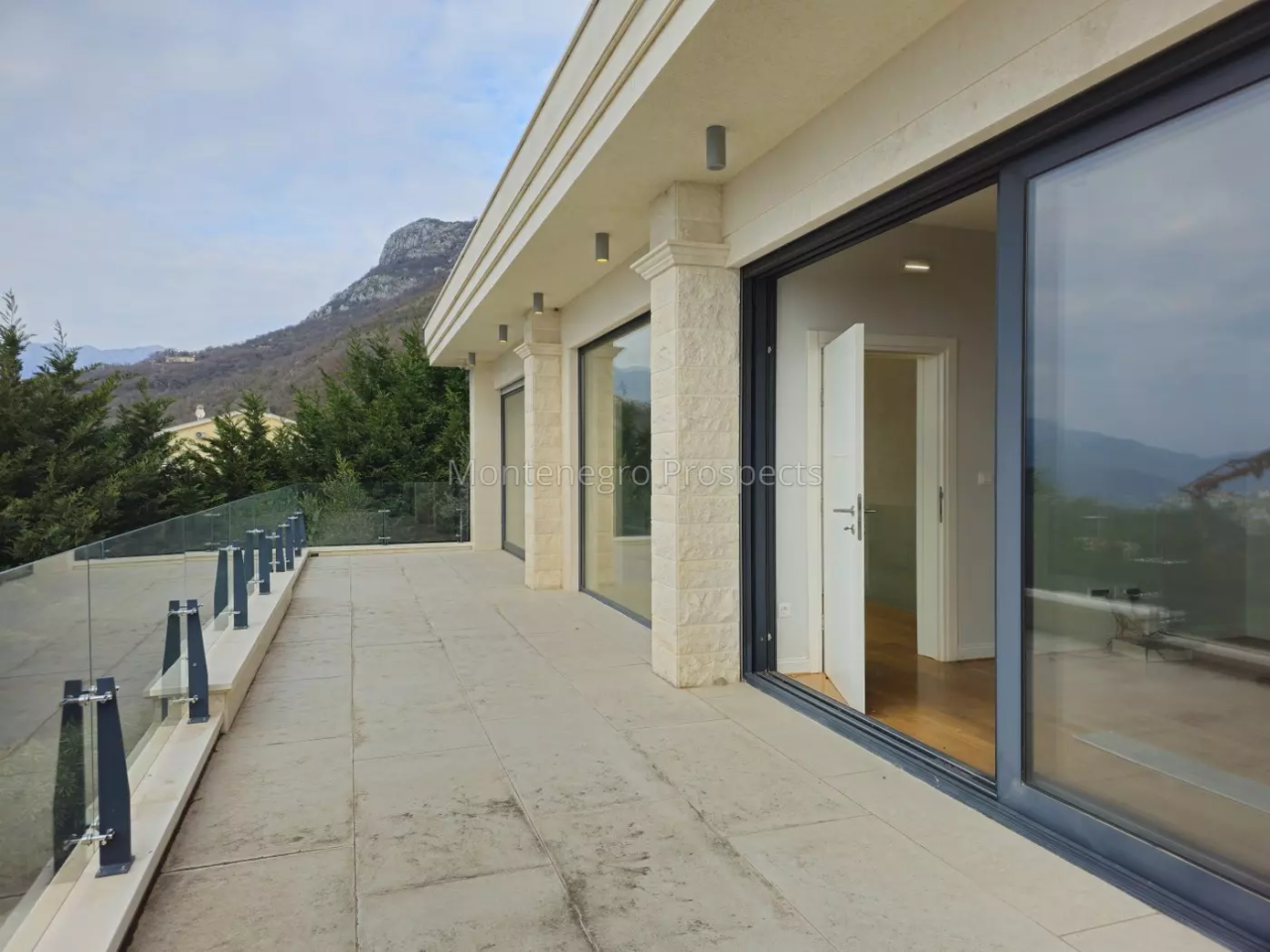 Villa in Budva, Montenegro, 1 886 m² - picture 4