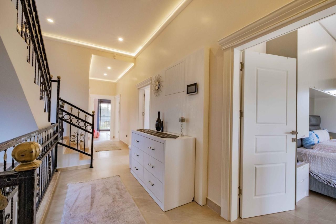 Villa a Antalya, Turchia, 330 m² - foto 10