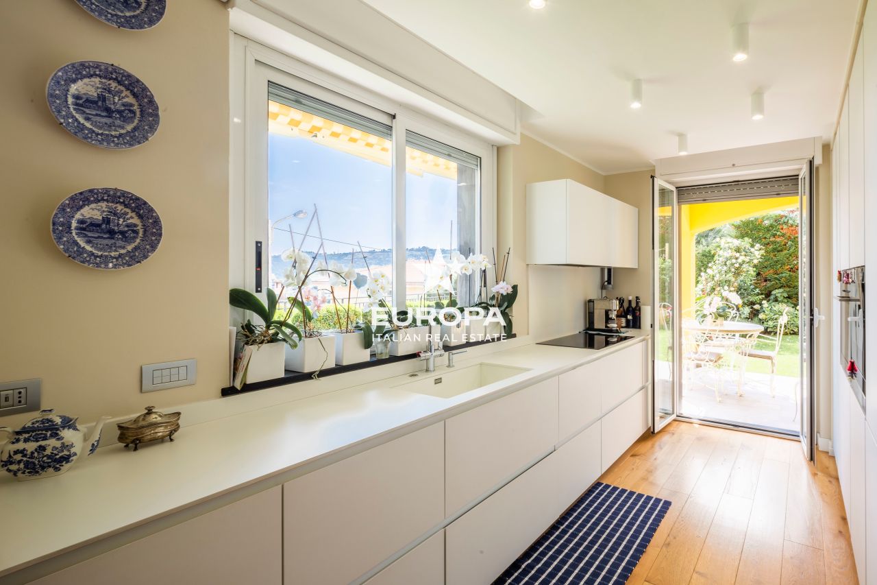 Apartment in San Remo, Italy, 172 m² - picture 5