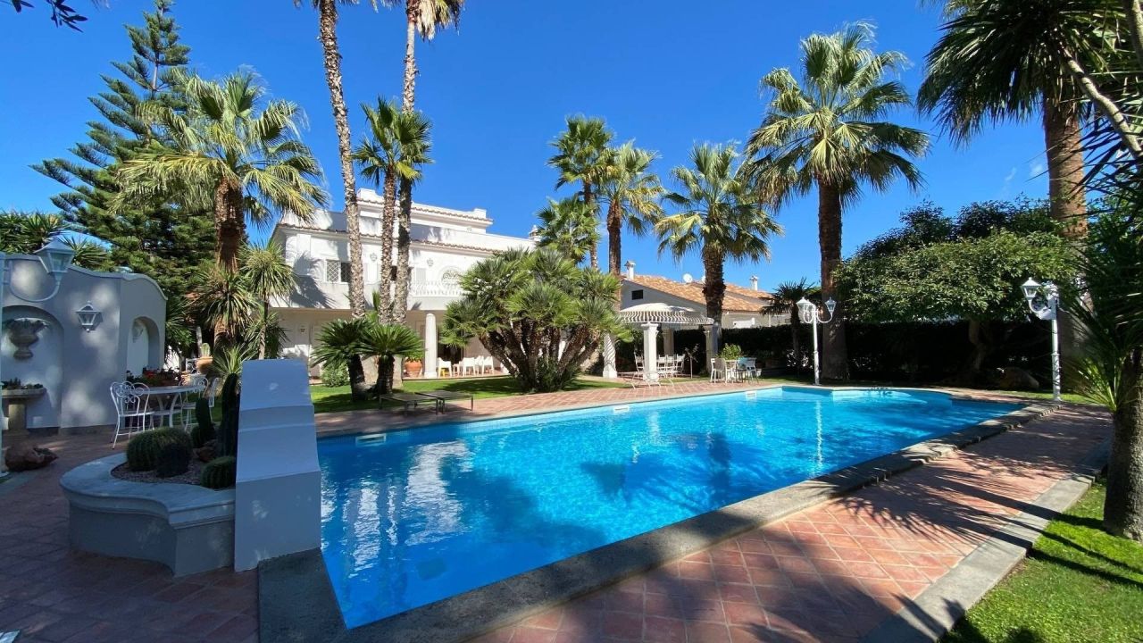 Villa in Fregene, Italien, 350 m² - Foto 18