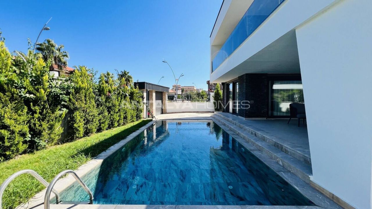 Villa en Kemer, Turquia, 226 m² - imagen 1