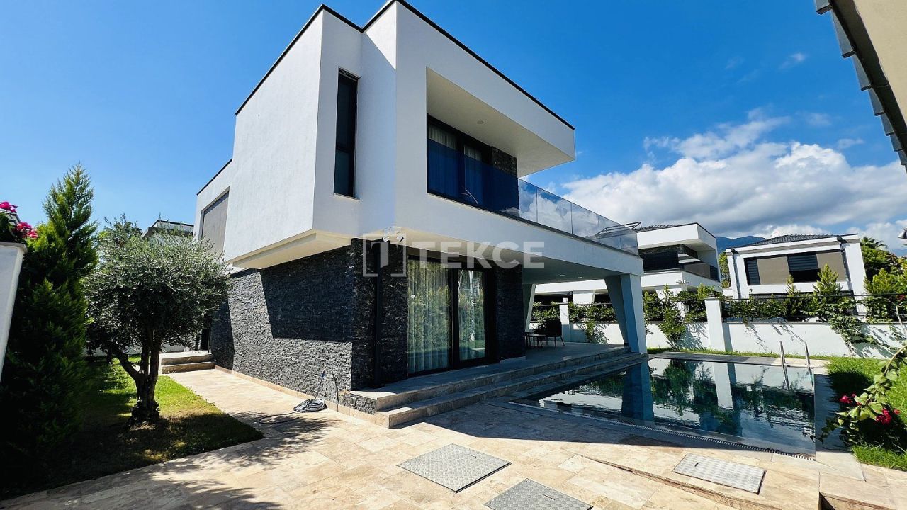 Villa en Kemer, Turquia, 226 m² - imagen 1