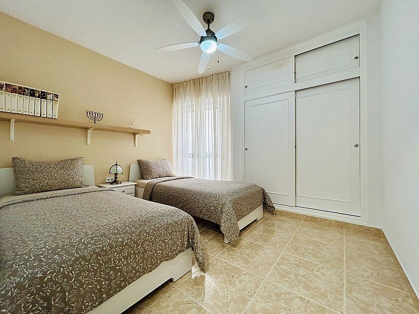 Apartment in Torrevieja, Spain, 92 m² - picture 17