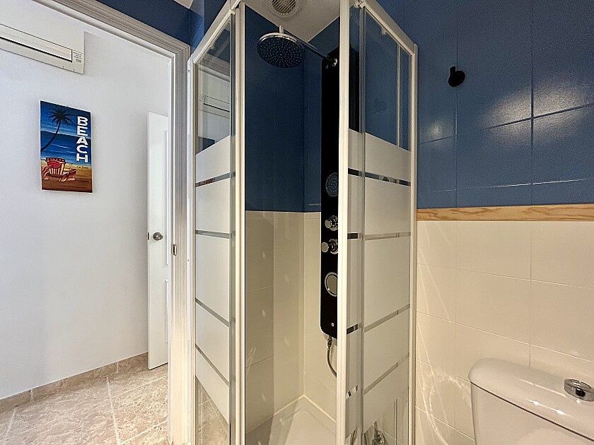 Apartment in Torrevieja, Spain, 92 m² - picture 19