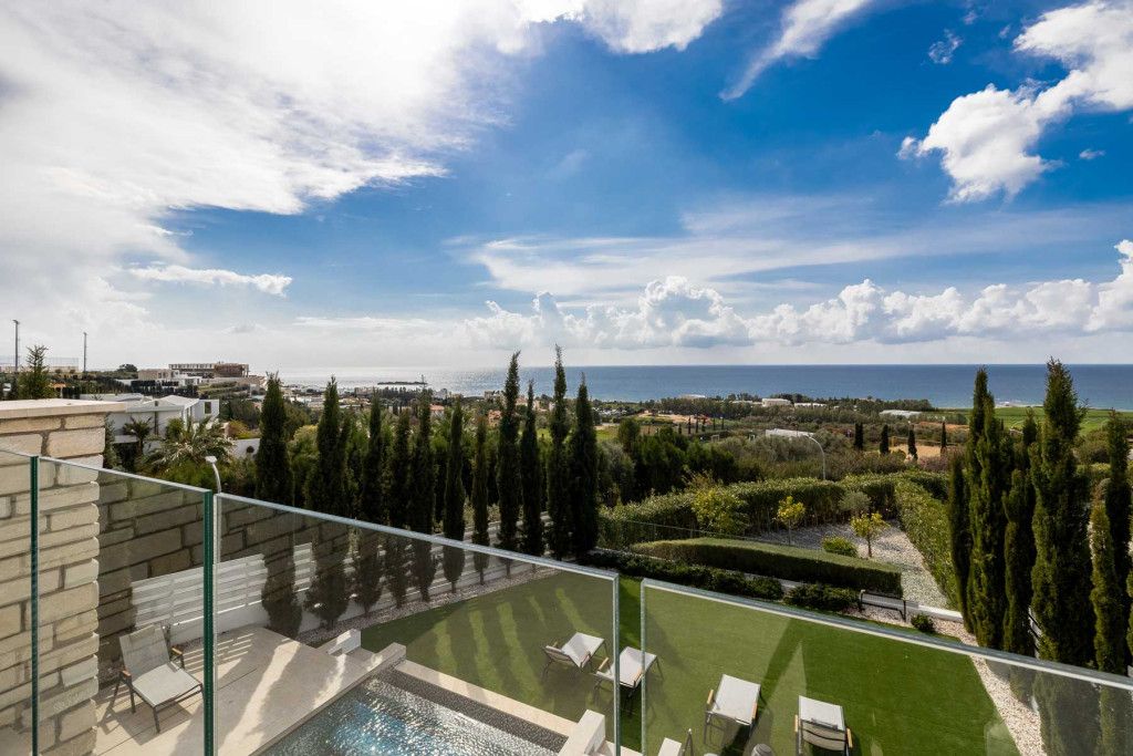 Piso en Pafos, Chipre, 300 m² - imagen 1