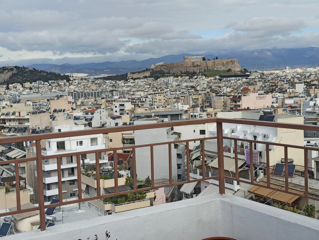 Piso en Atenas, Grecia, 131 m² - imagen 1