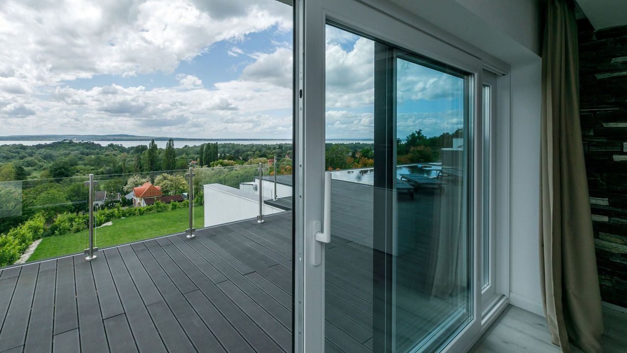 Villa en Balaton, Hungría, 260 m² - imagen 4