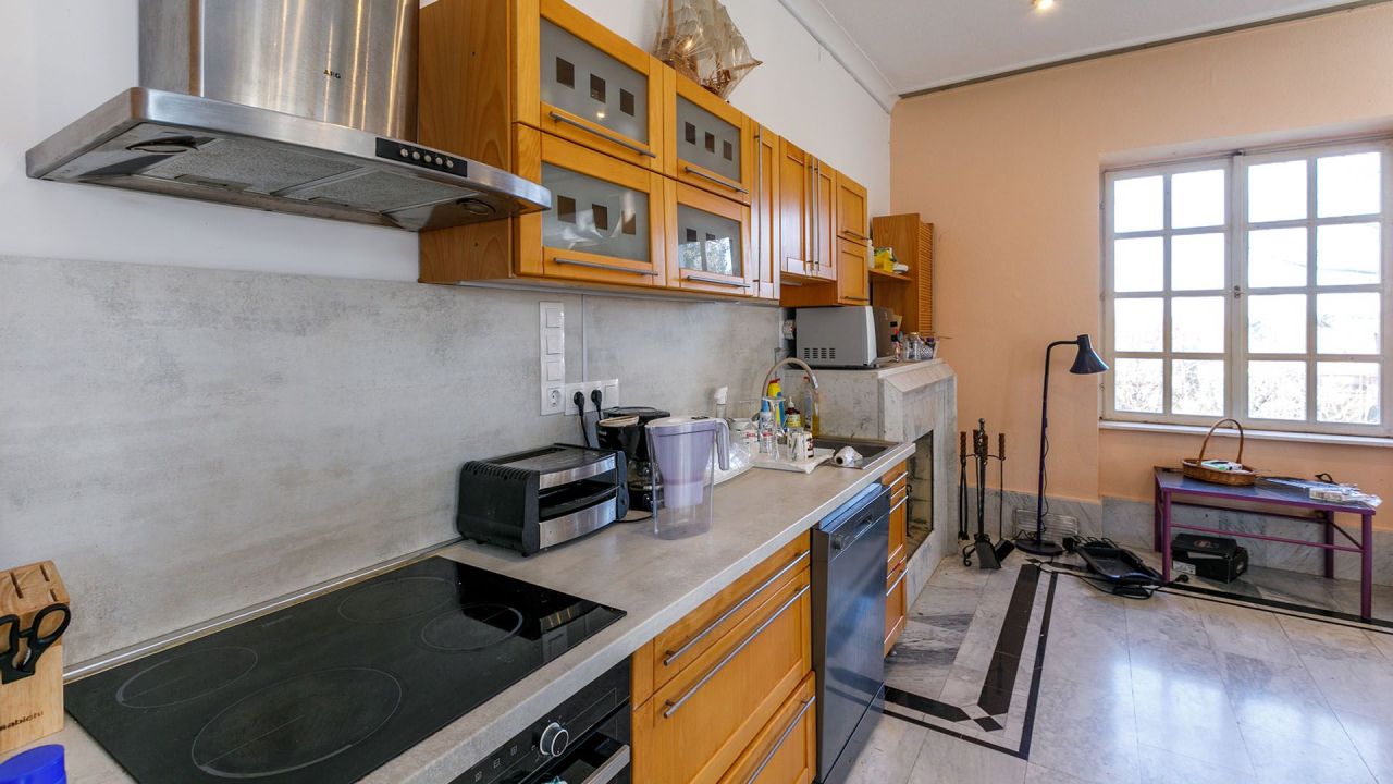 House on Balaton, Hungary, 345 m² - picture 10