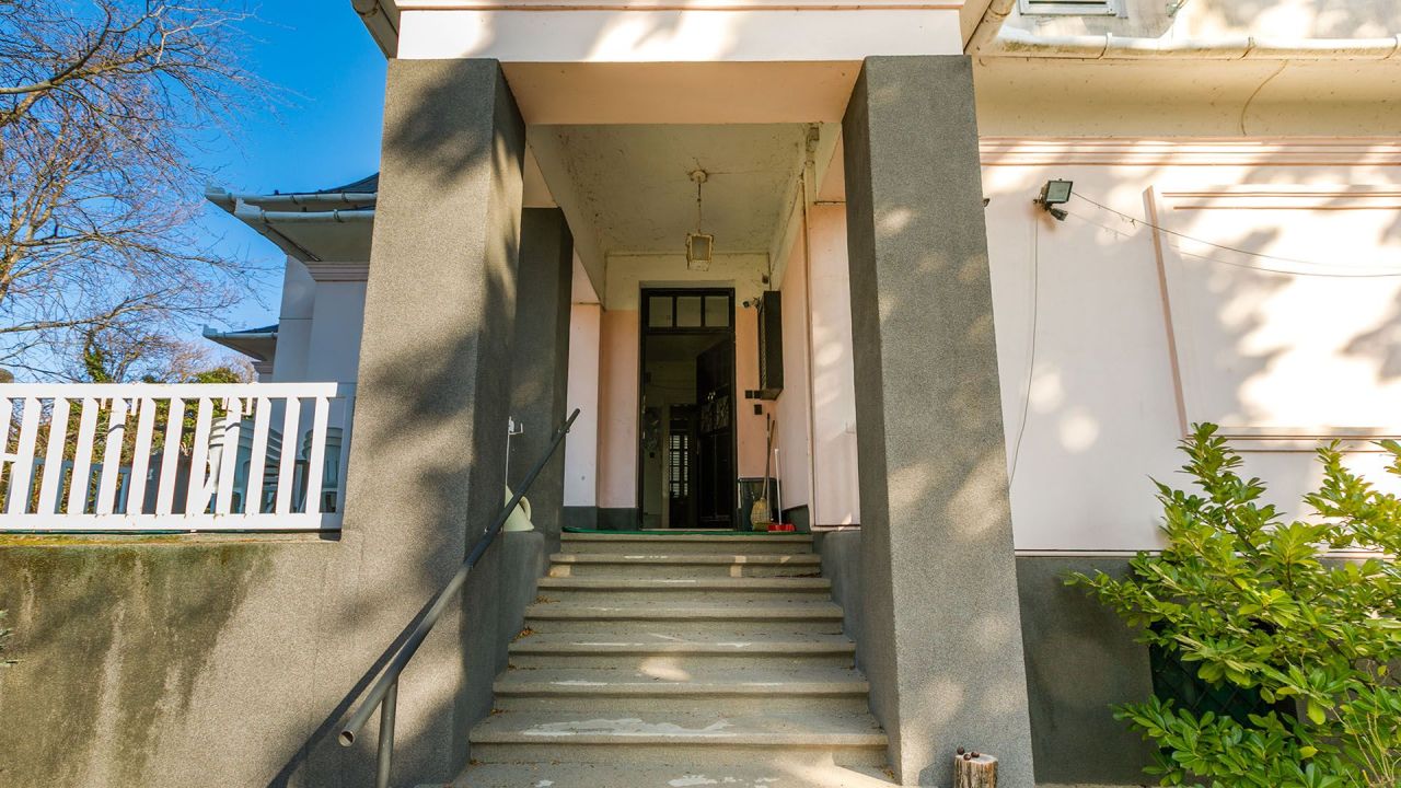 House on Balaton, Hungary, 345 m² - picture 14