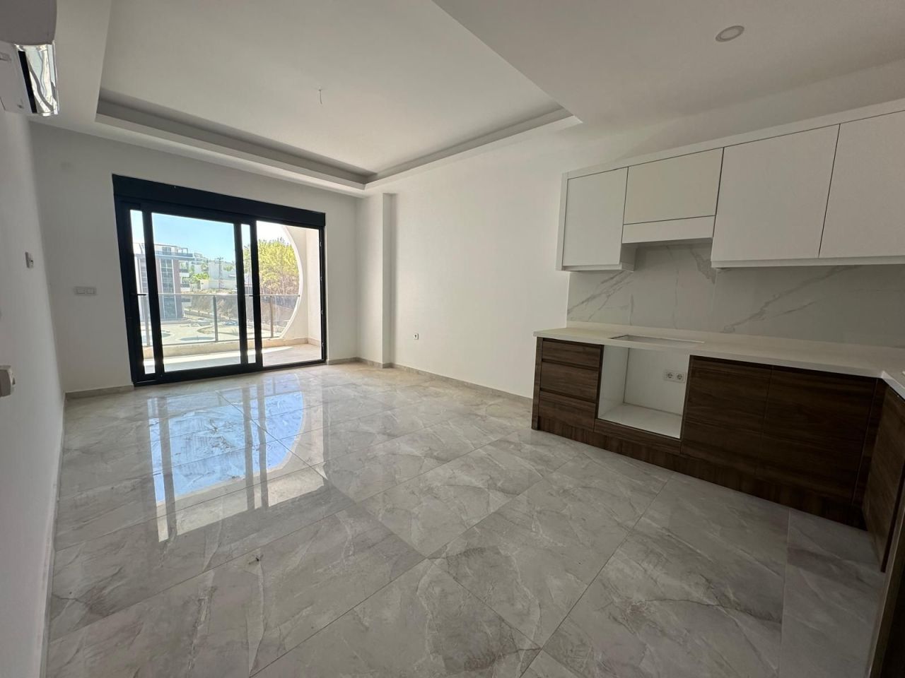 Piso en Avsallar, Turquia, 93 m² - imagen 1