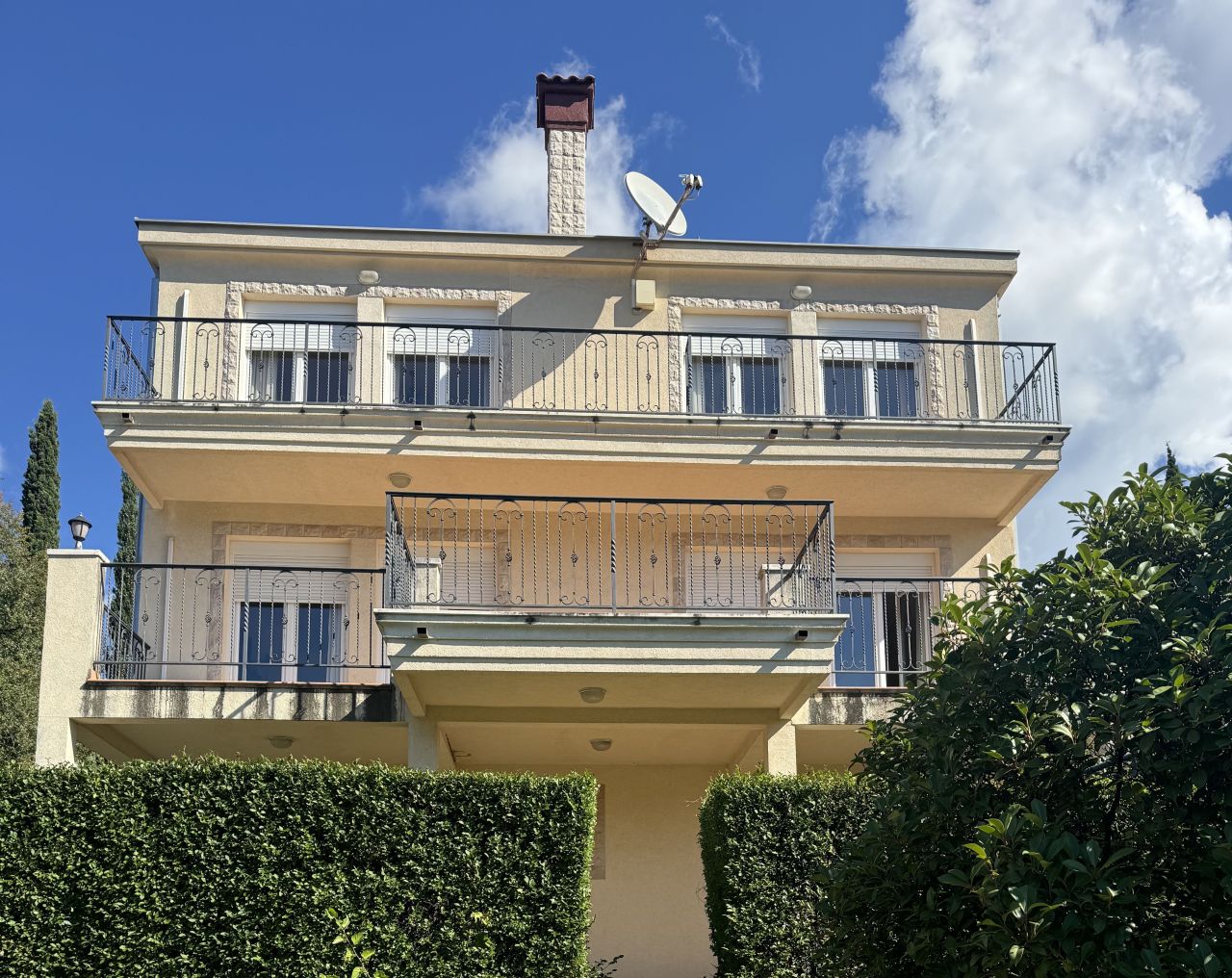 Maison à Herceg-Novi, Monténégro, 307 m² - image 2