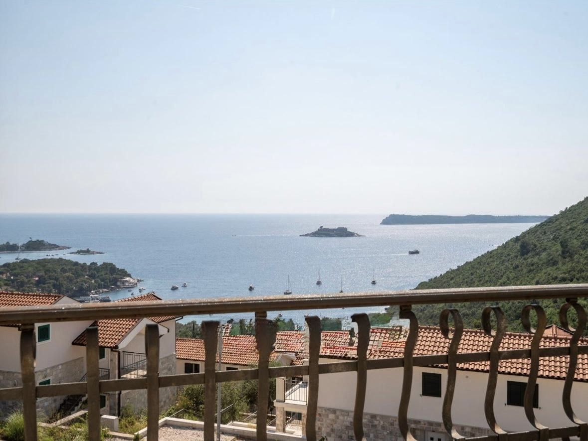 House in Herceg-Novi, Montenegro, 228 m² - picture 4