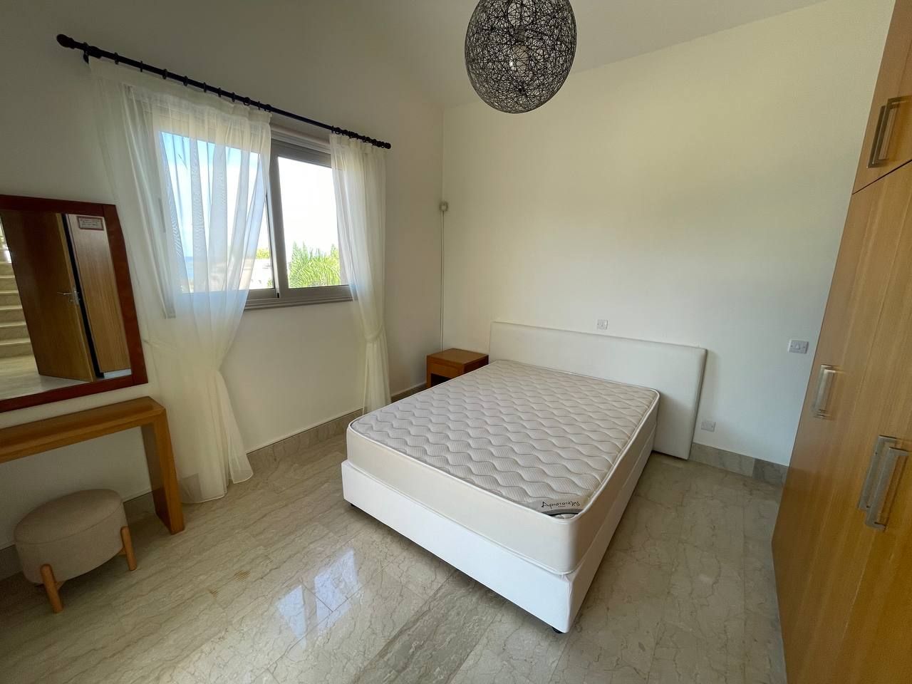 Maison à Polis, Chypre, 200 m² - image 4